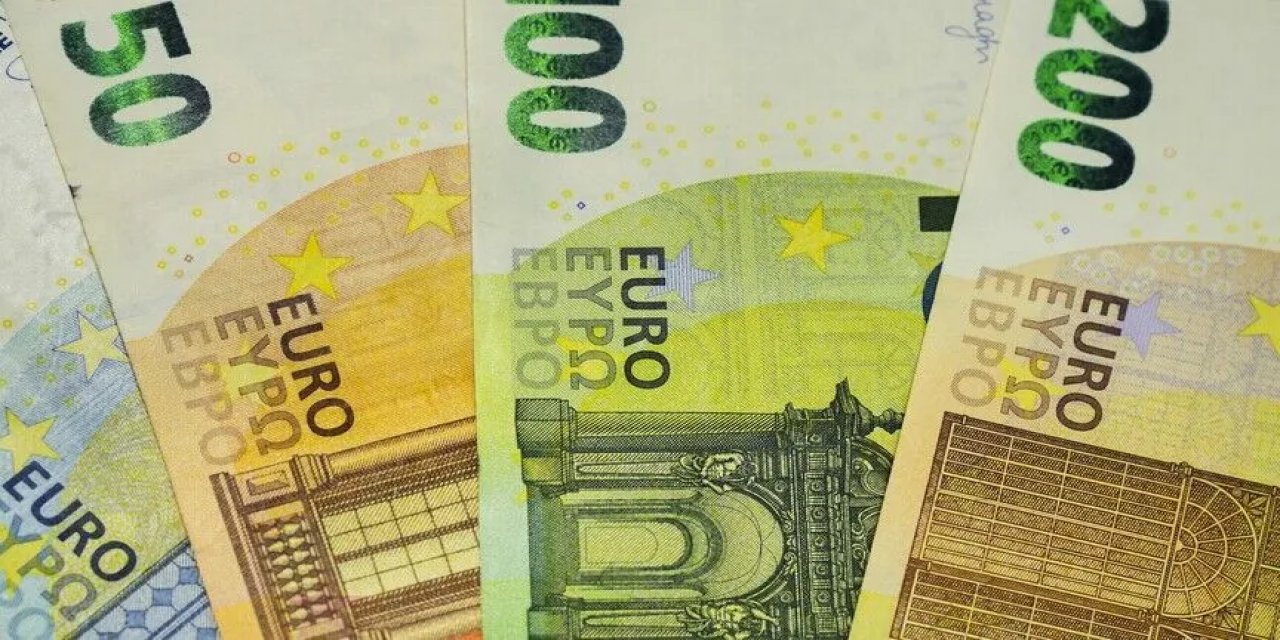 Avrupa'da Gaz Fiyatları Sıcak Havanın Etkisiyle Yaklaşık Yüzde 5 Yükseldi