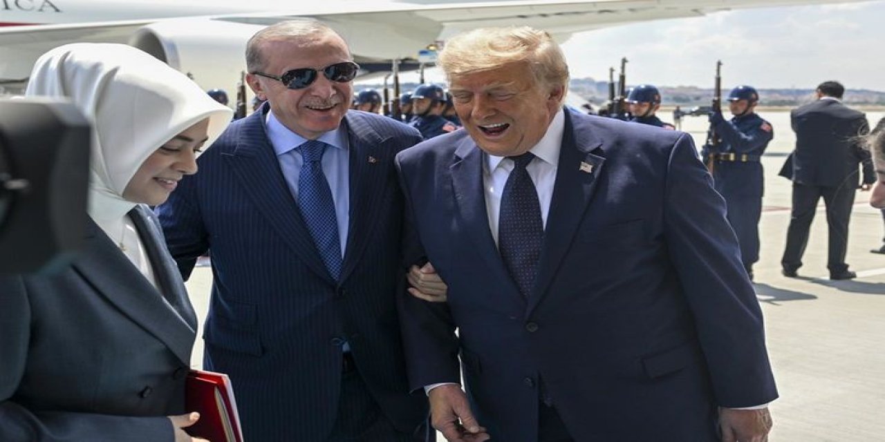 Ankara'daki Karşılamada Neler Konuşuldu? Uçağını İşaret Edip Erdoğan'a Bunları Söyledi