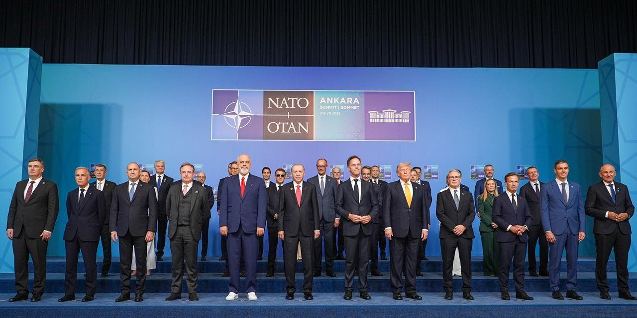 NATO Liderleri Ankara'da Aile Fotoğrafında Buluştu