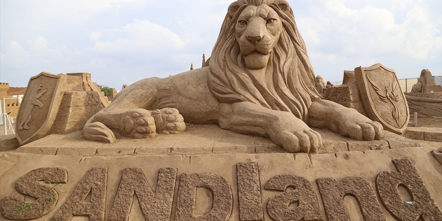 Kum Heykel Müzesi'nin Kapılarını 'Ruble' De Açacak