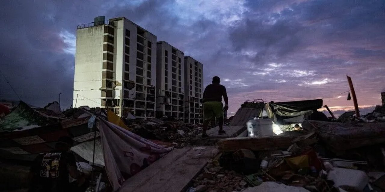 Venezuela'daki Depremlerde Hayatını Kaybedenlerin Sayısı 3 Bin 811'e Yükseldi