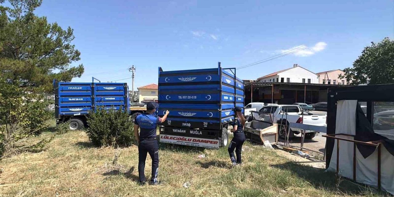 Yatağan'da Zabıta Ekiplerinden Hurda Araç Operasyonu