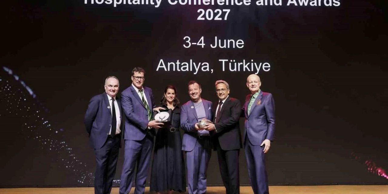 Antalya Havalimanına 10 Ödül Birden