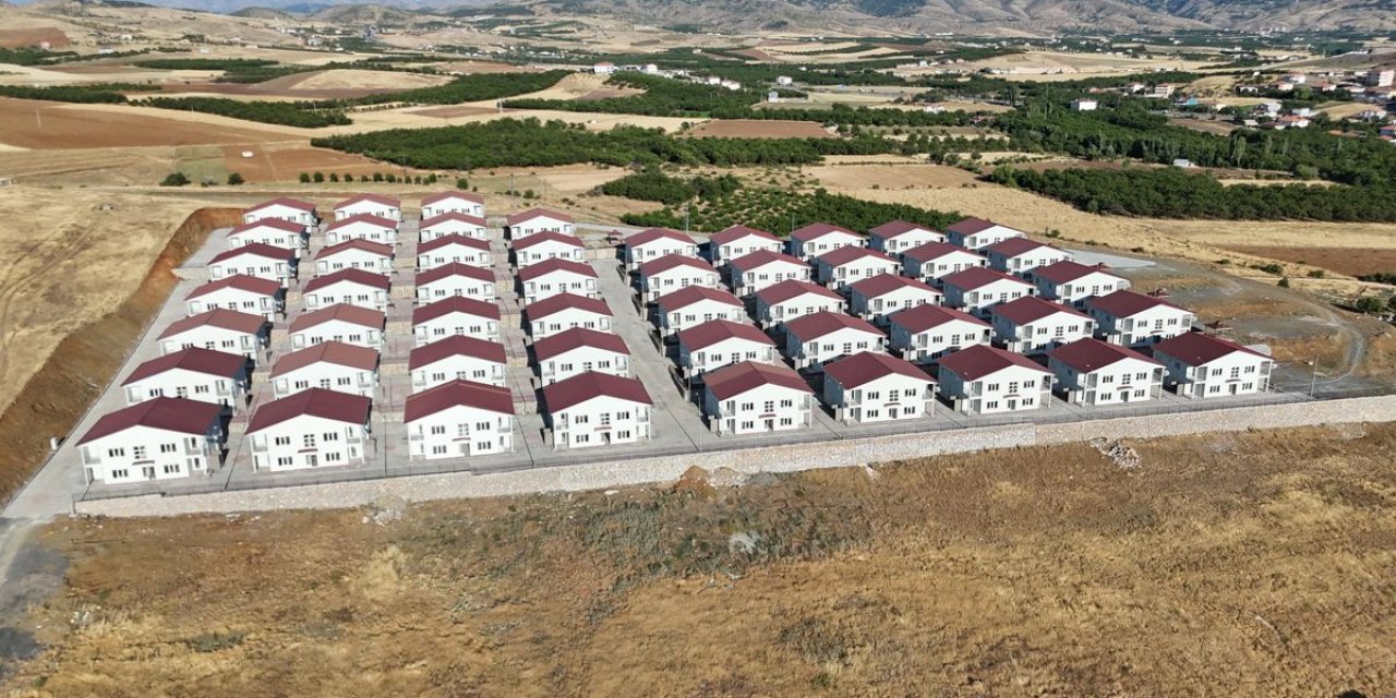Ahbap Derneği ‘Depremzedeye Ev' Sözünü Tutmadı
