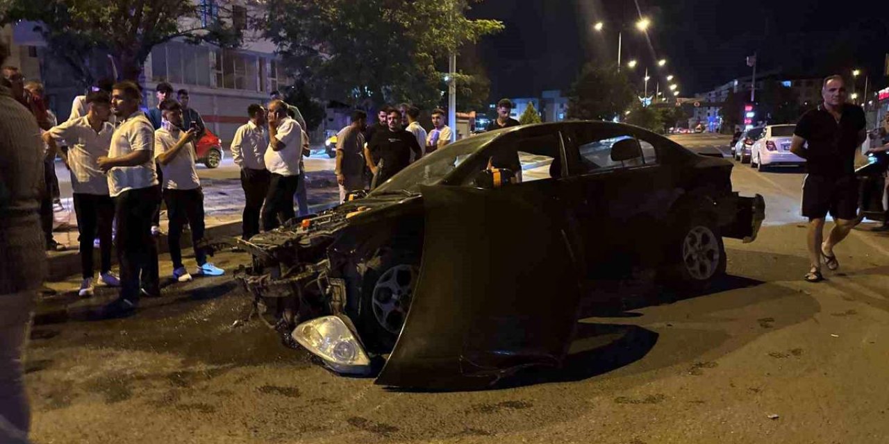 Iğdır'da Trafik Kazası: 3 Yaralı