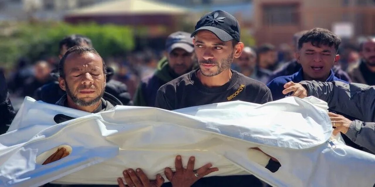 Gazze'de İsrail Ordusunun Açtığı Ateş Sonucu 9 Yaşındaki Çocuk Hayatını Kaybetti