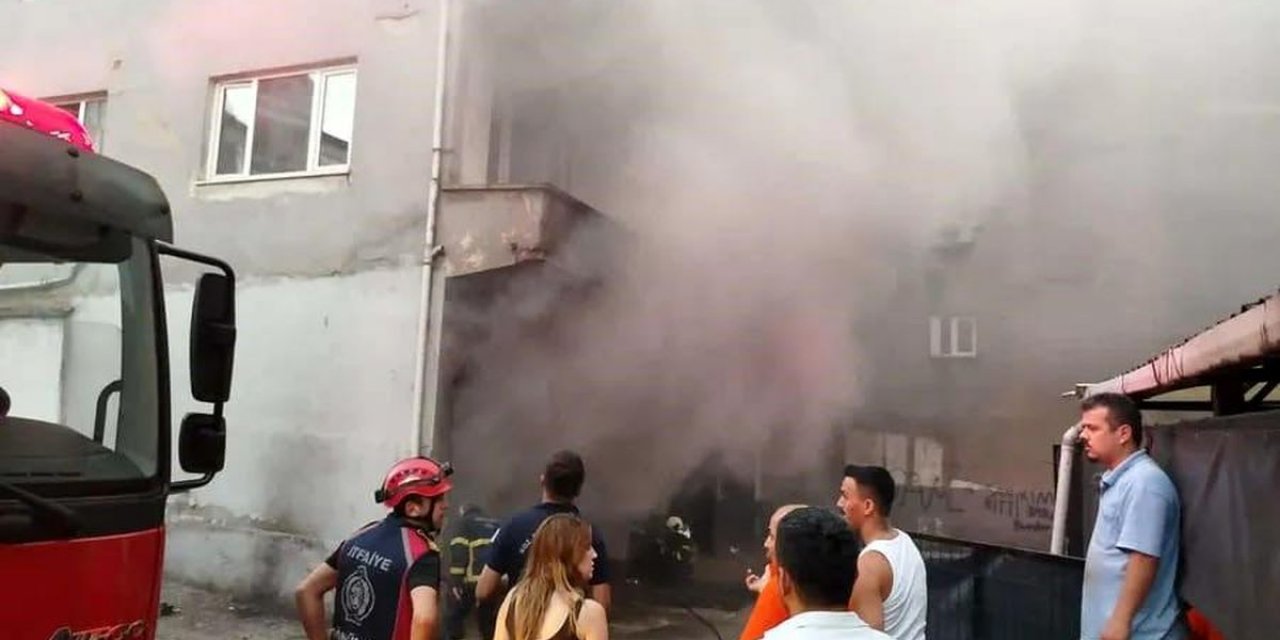 Ereğli'de Boş Binada Yangın