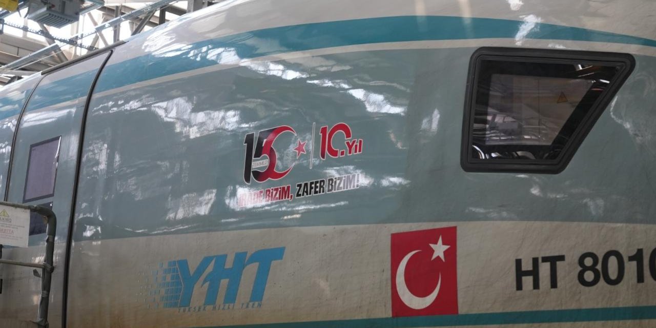 15 Temmuz'un Yıl Dönümünde YHT Özel Logoyla Sefer Yapacak