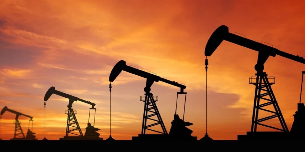 Piyasalarda Deprem! Petrol Son 4 Haftanın Zirvesine Çıktı