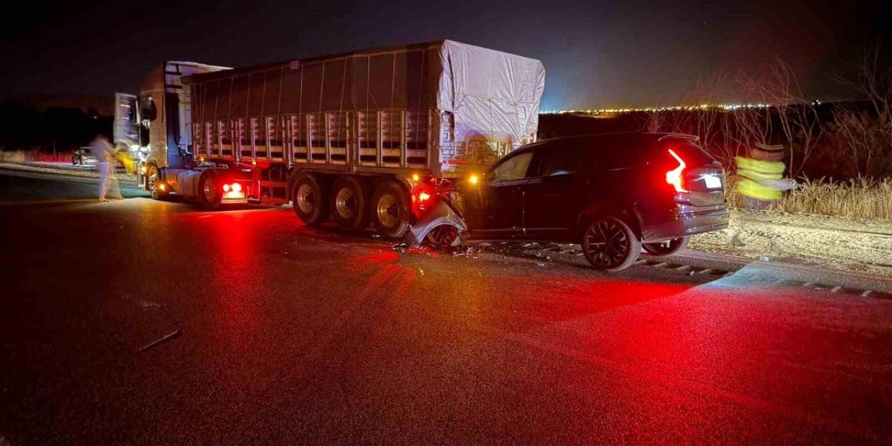 Yerköy'de Trafik Kazası: 3 Yaralı