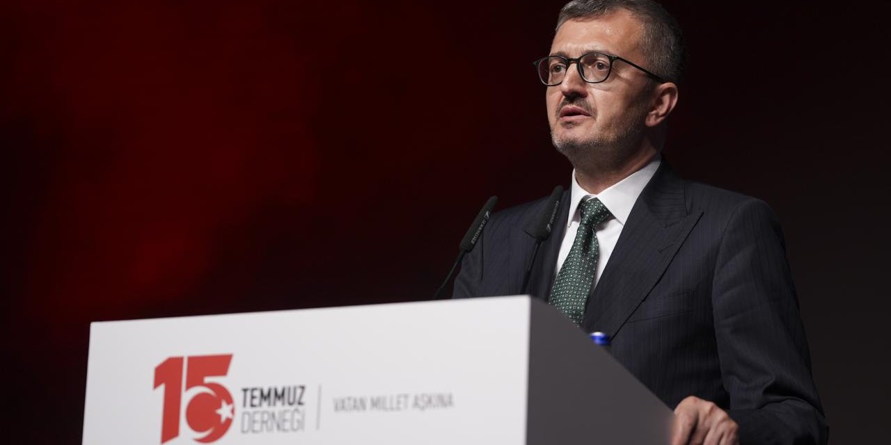 İletişim Başkanı Duran: FETÖ, Faaliyet Gösterdiği Her Ülke İçin Açık Bir Tehdittir