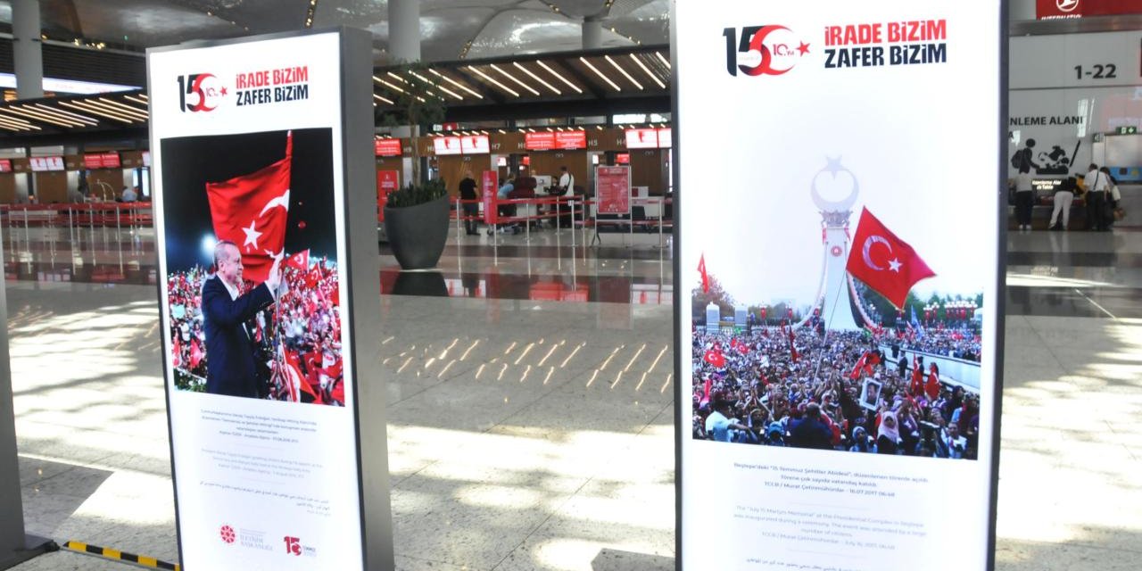 İstanbul Havalimanı'nda 'Hafıza ve Hatıra 15 Temmuz' Fotoğraf Sergisi Açıldı