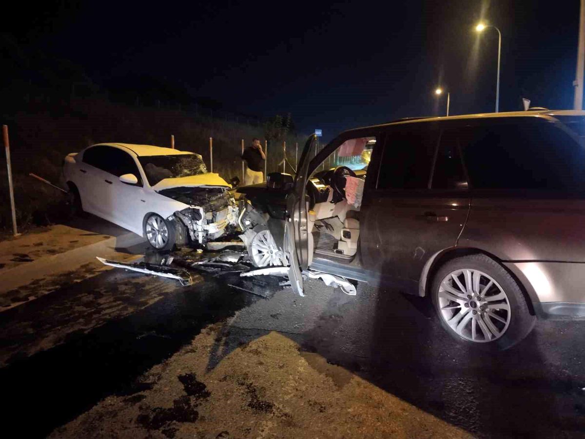 Sancaktepe'de Zincirleme Kaza: 5 Yaralı