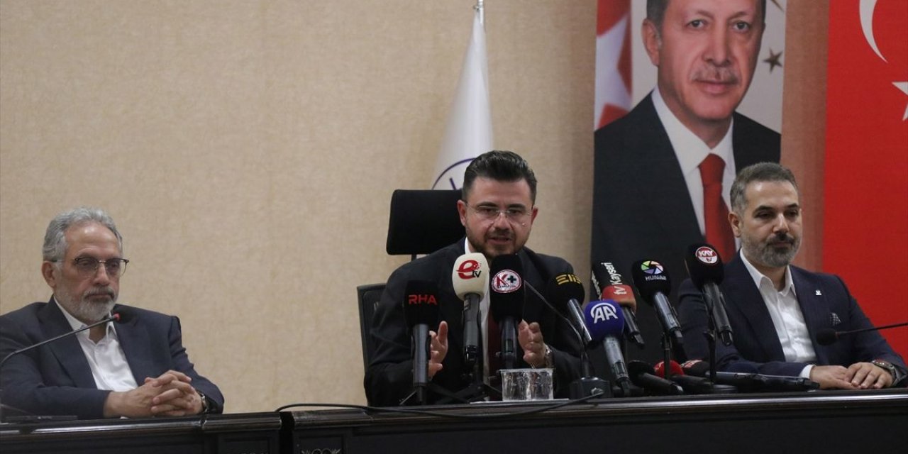 AK Parti İl Başkanı: "Tutuklu Avukat CHP'li Meclis Üyesi"