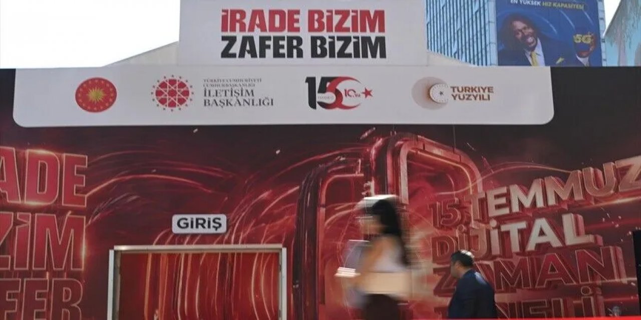 "İrade Bizim, Zafer Bizim" Dijital Zaman Tüneli Ziyarete Açıldı