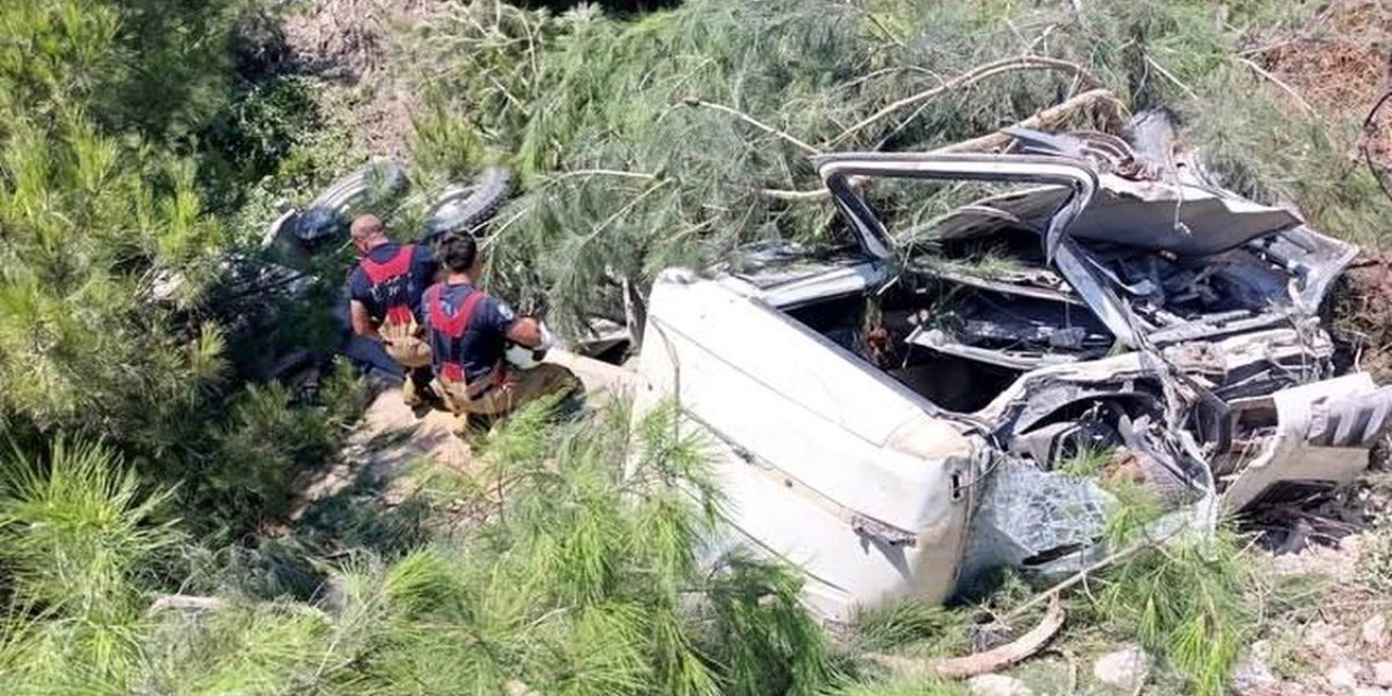 Hatay'da Hafriyat Kamyonu Devrildi
