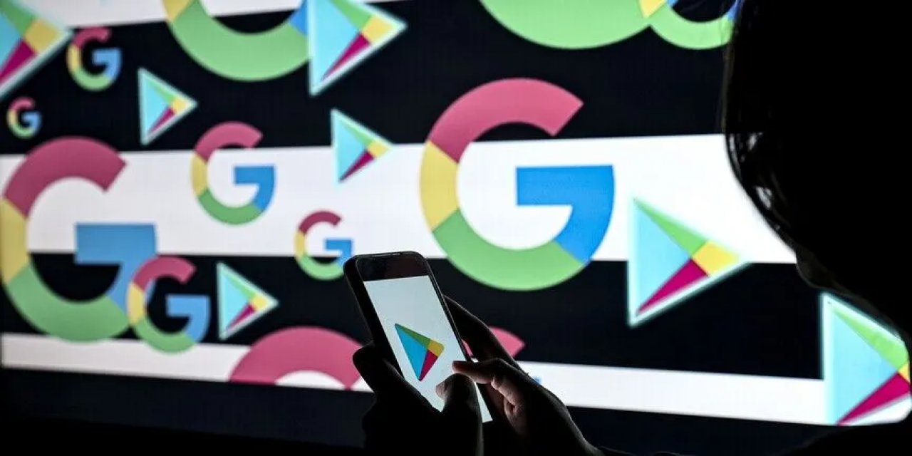 Google, VK Ve Max Uygulamalarını Google Play'den Kaldırdı