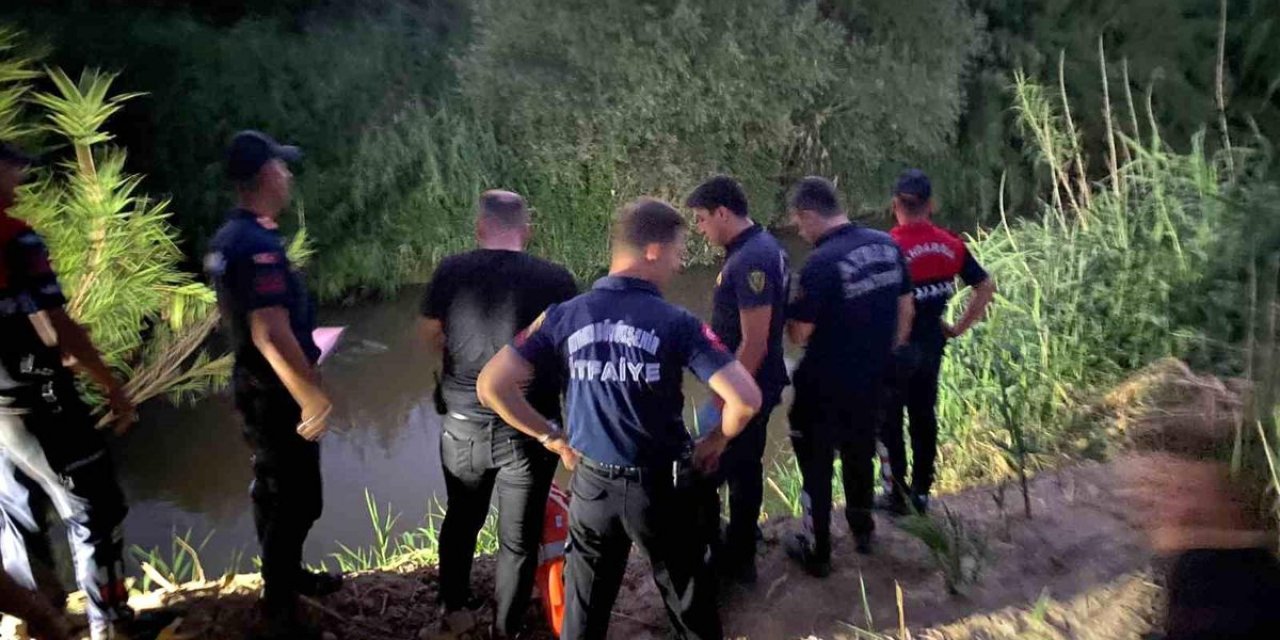 Menderes Nehri'ne Atlayan Şahıs Kurtarıldı