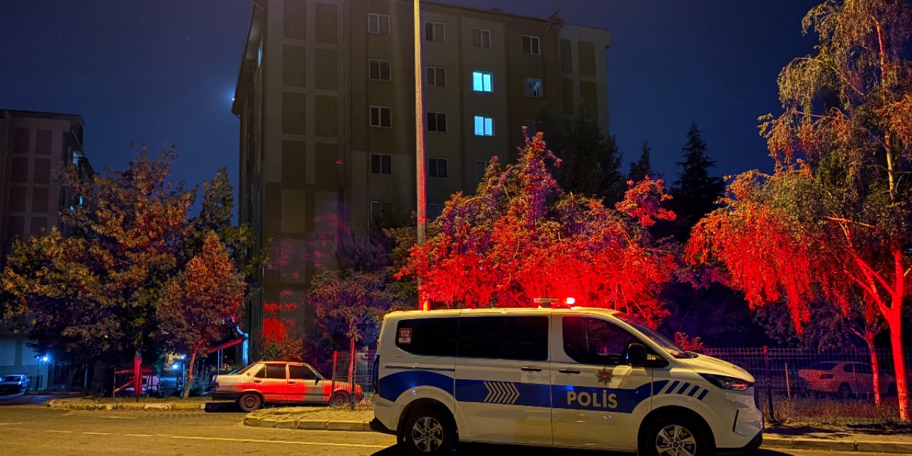 Kayseri'de 3 Yaşındaki Çocuk 3. Kattan Düştü