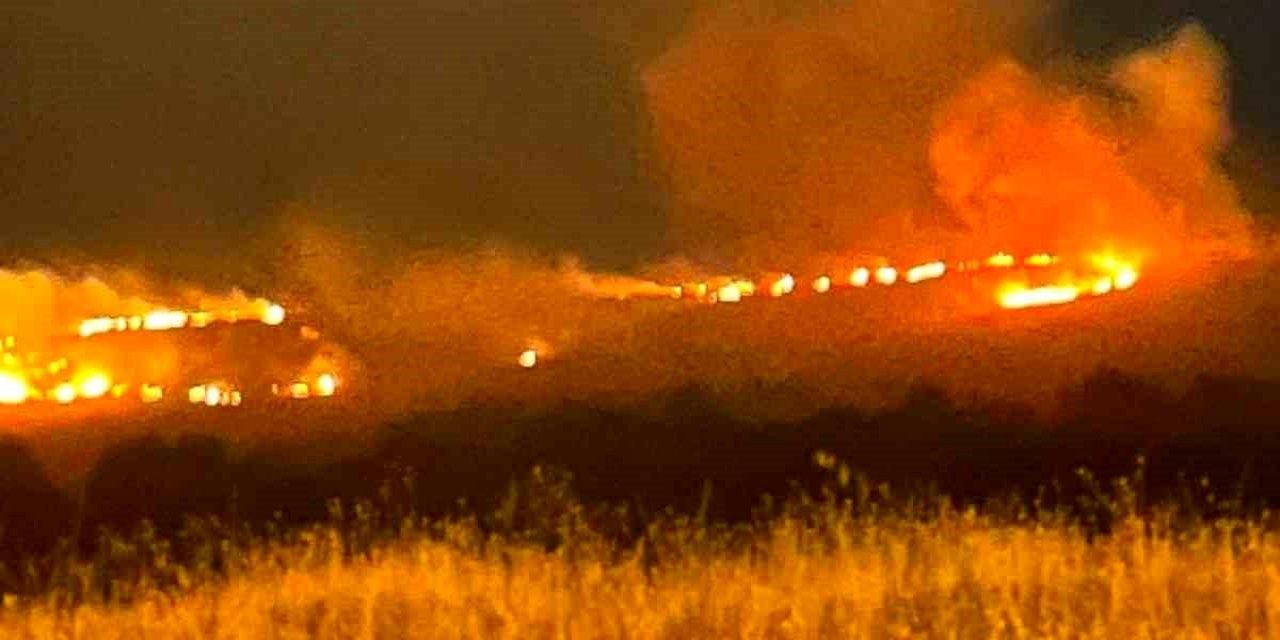 Elazığ'da Dağlık Alanda Yangın Paniği