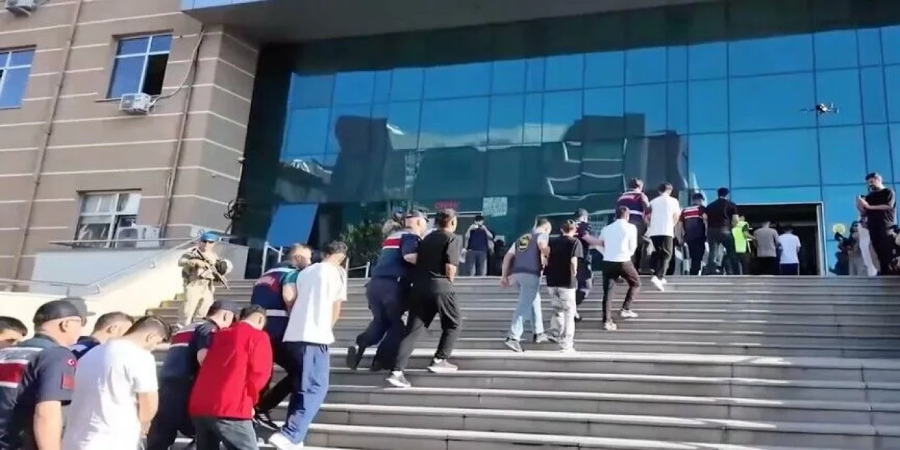 Jandarma 12 İlde 12 Ayrı Organize Suç Örgütüne Operasyon Düzenledi