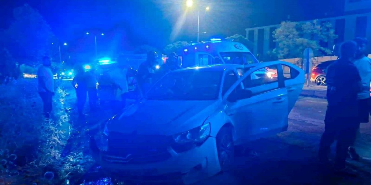 Bingöl'de Trafik Kazası: 2 Yaralı