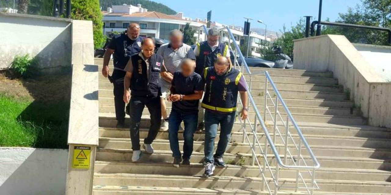 FETÖ'den İhraç Eski Emniyet Müdürü Hırsızlık Yaptı: Çaldığı Şeye Bakın
