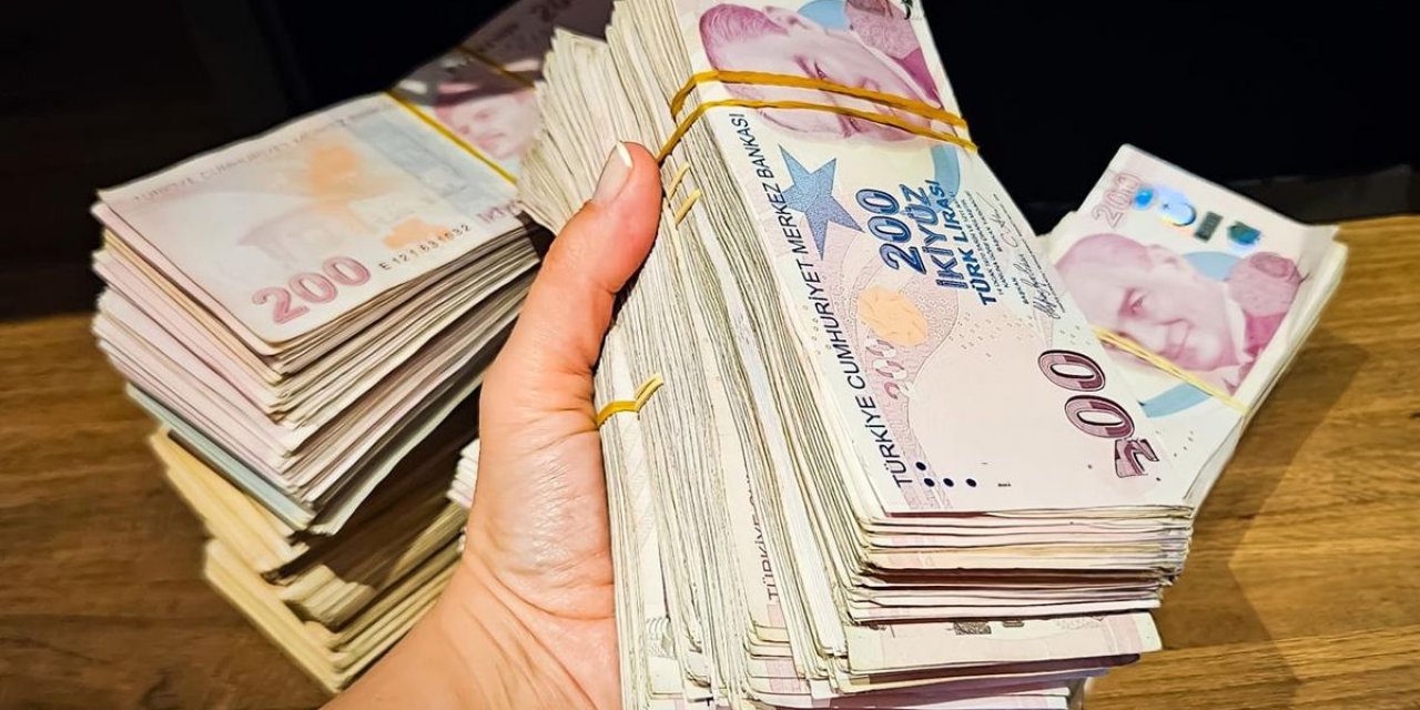 Tartışma Yaratan Gelir Kapısı! Sosyal Medyada Bunu Yaparak Ayda 178 Bin Lira Kazanıyor