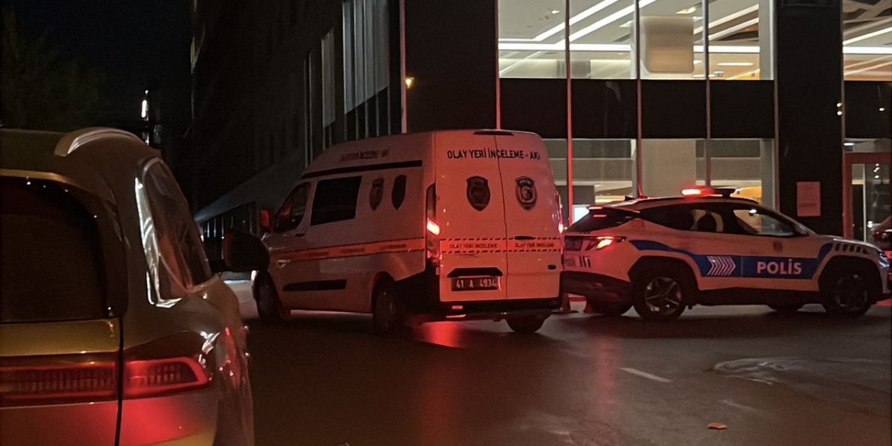 Hastanede Yangın: 2 Kişi Dumandan Etkilendi