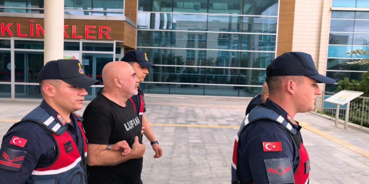 Gözaltındaki Ezel Akay'ın Evinden Şok Görüntüler! Kenevir Tarlasına Çevirmiş
