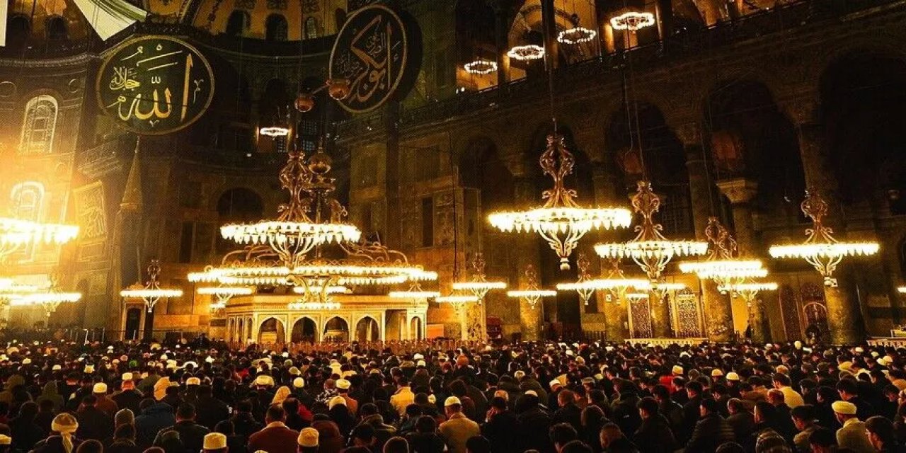 Cumhurbaşkanı Erdoğan'dan Ayasofya Paylaşımı
