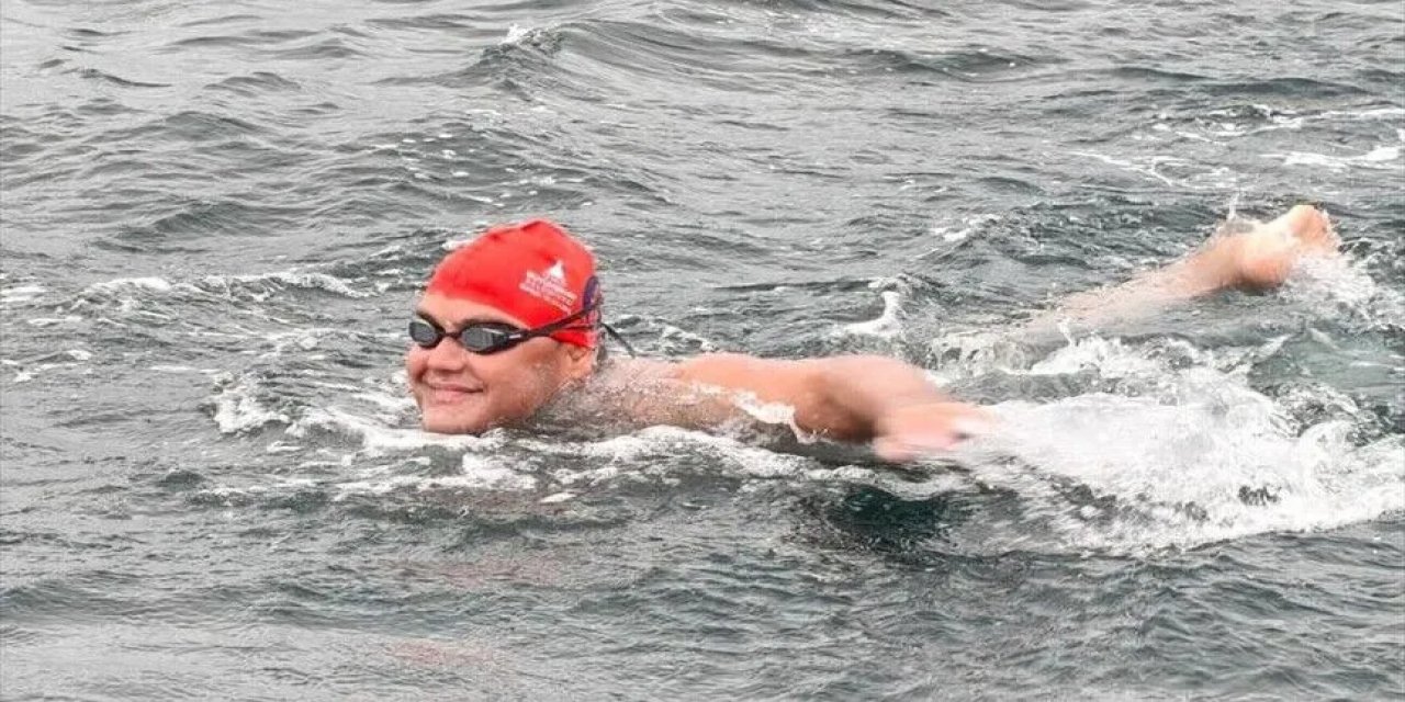 Otizmli Ultra Maraton Yüzücüsü Tuna Tunca, Kuzey Kanalı'nı Geçti