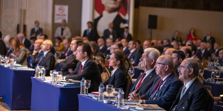 252 belediye İzmir’de buluştu