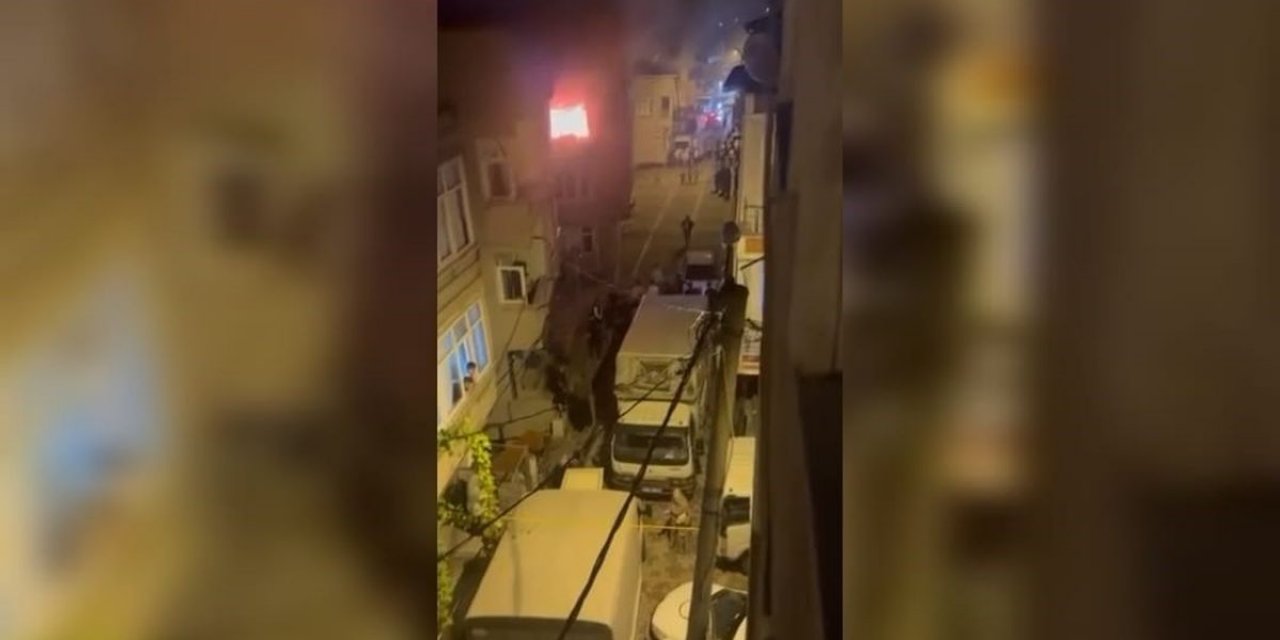Küçükçekmece'de Metruk Binada Yangın