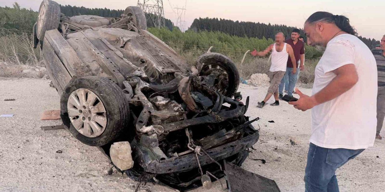 Tarsus'ta Çarpışmalı Trafik Kazası: 1 Ölü, 1 Yaralı