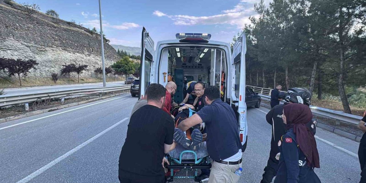 Safranbolu'da Motosiklet Devrildi: Sürücü Yaralı