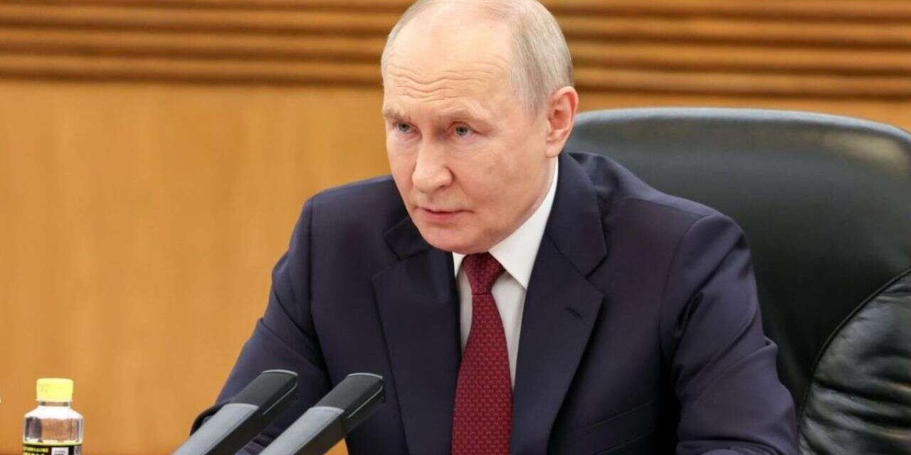 Putin'den Vur Emri: Rus Gemileri El Koyma Girişimlerine Karşılık Verecek