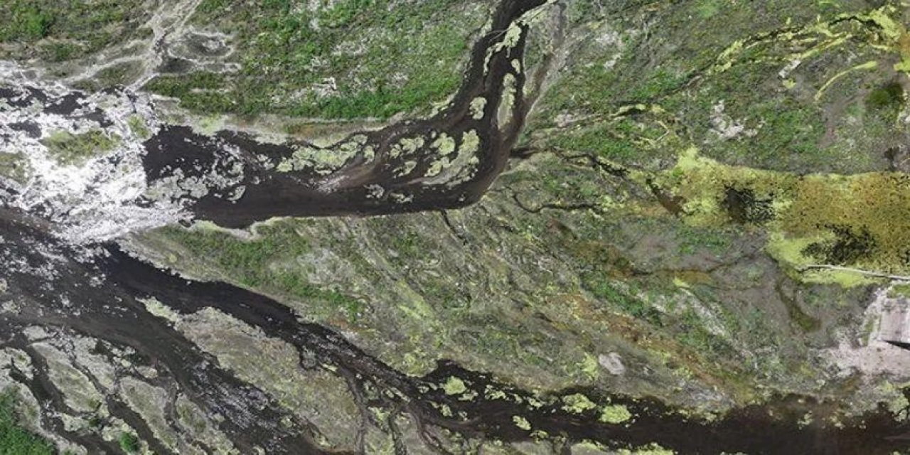 Tuna Nehri'nin Budapeşte'deki Su Seviyesi Rekor Düzeyde Düştü