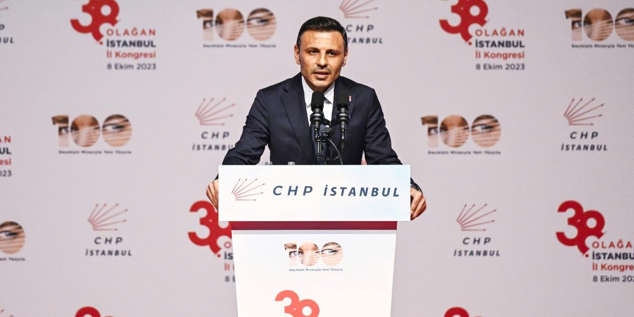 CHP İstanbul'da Deprem! Özgür Çelik İle Birlikte İstifa Ettiler