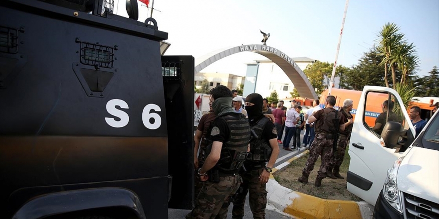 FETÖ Davasında 70 Askeri Öğrenciye Ağırlaştırılmış Müebbet İstemi Ve Tutuklama Kararı