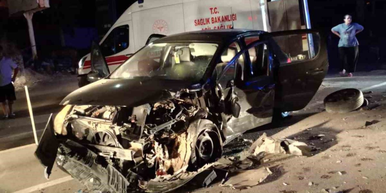 Osmaniye’de 3 Aracın Karıştığı Zincirleme Kaza: 5 Yaralı