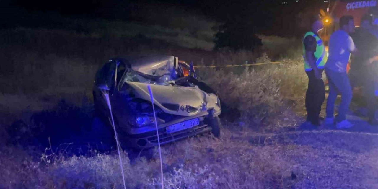 Kırşehir'de Trafik Kazası: 1 Ölü, 2 Yaralı