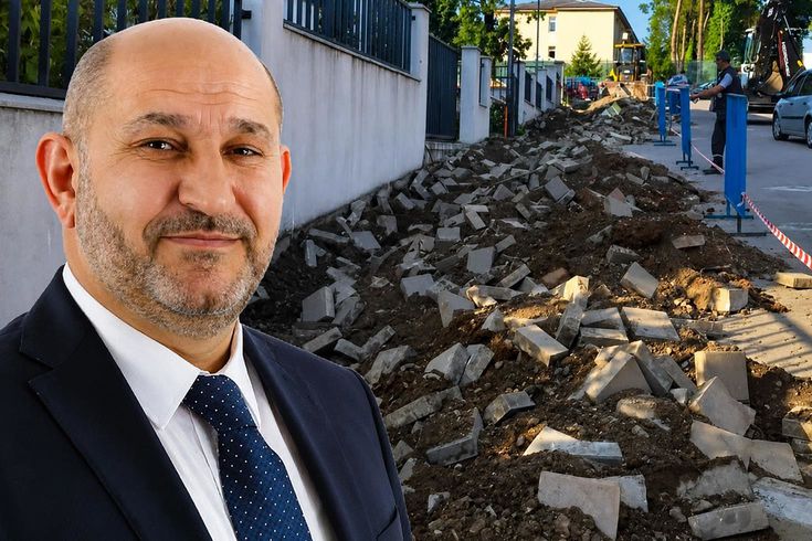Belediye Başkanı Tapu Müdürüne Kızdı, Bina Önünde Kazı Çalışması Başlattı
