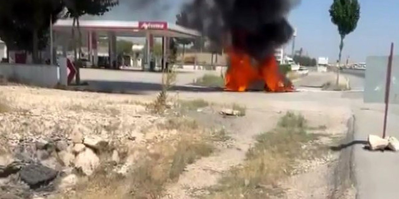 Gaziantep'te Otomobil Alev Aldı