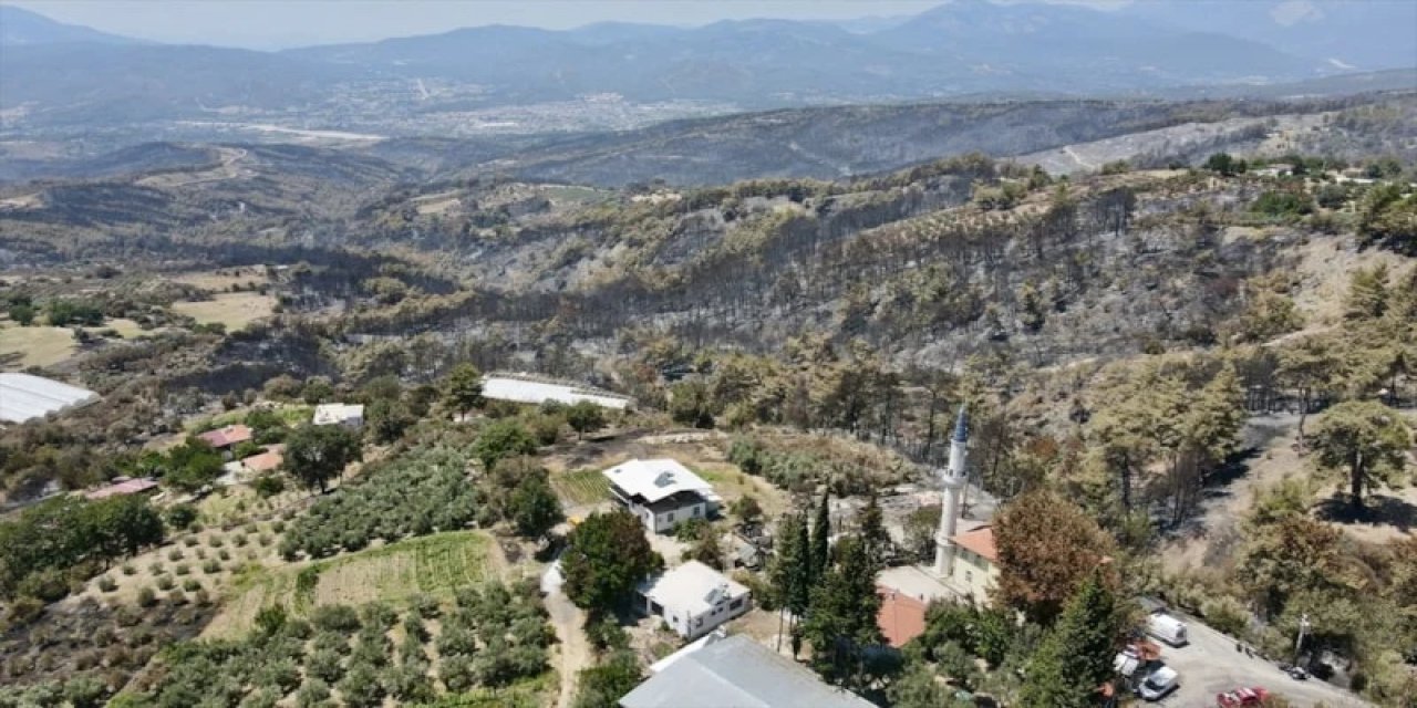 Muğla'daki Yangının Ardından Köylüler Evlerine Dönüyor