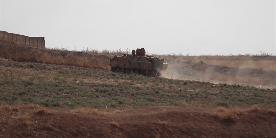 Barış Pınarı Harekatı Bölgesinde Araç Kazası Sonucu Bir Asker Şehit Oldu