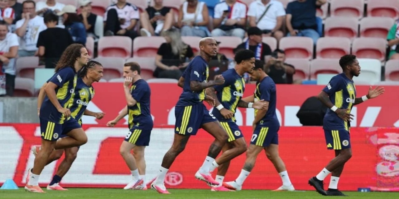 Fenerbahçe'nin UEFA Kadrosunda Değişiklik