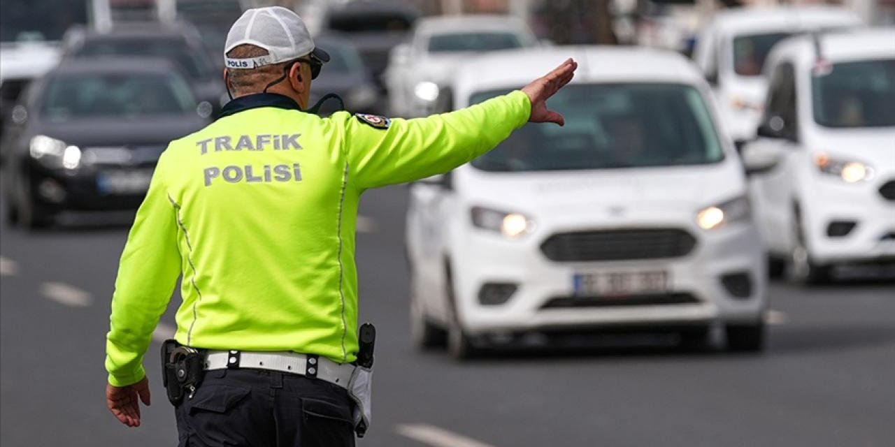Trafikteki Şiddet Olayları Yarı Yarıya Azaldı