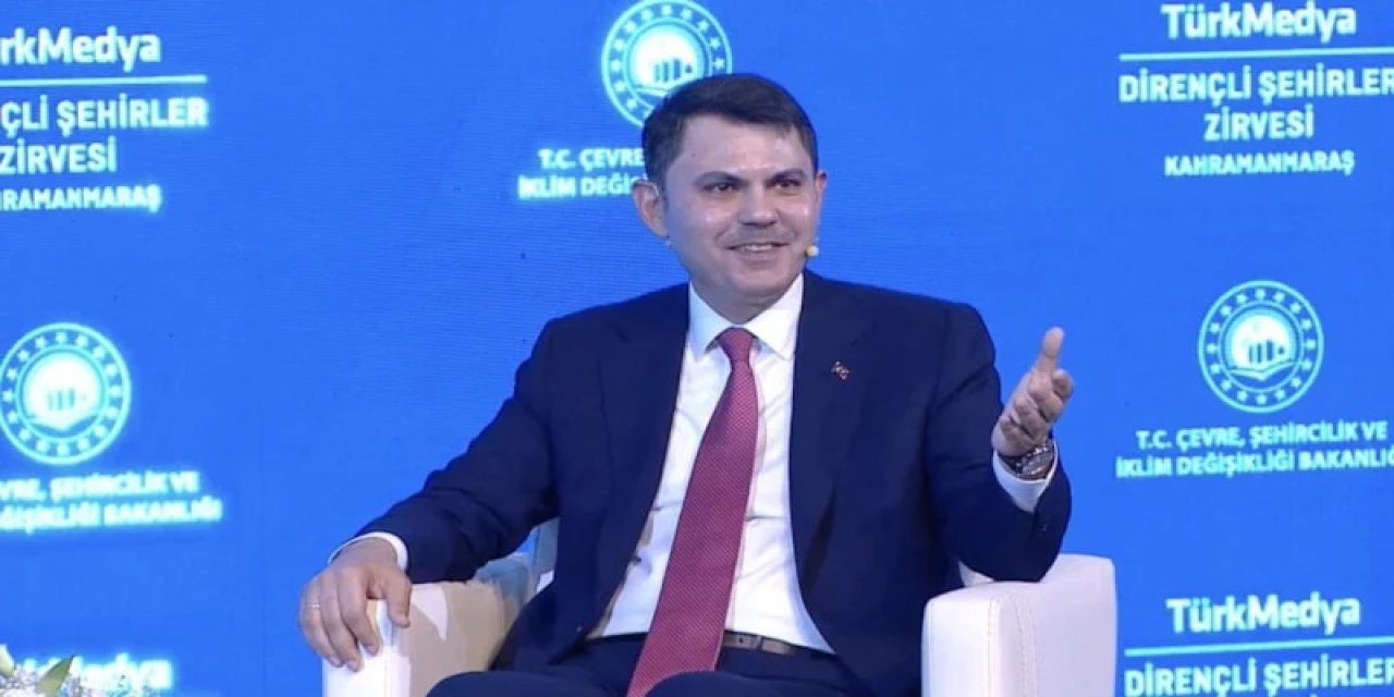 Depremzedelerden Murat Kurum'a: Maraş Seninle Gurur Duyuyor
