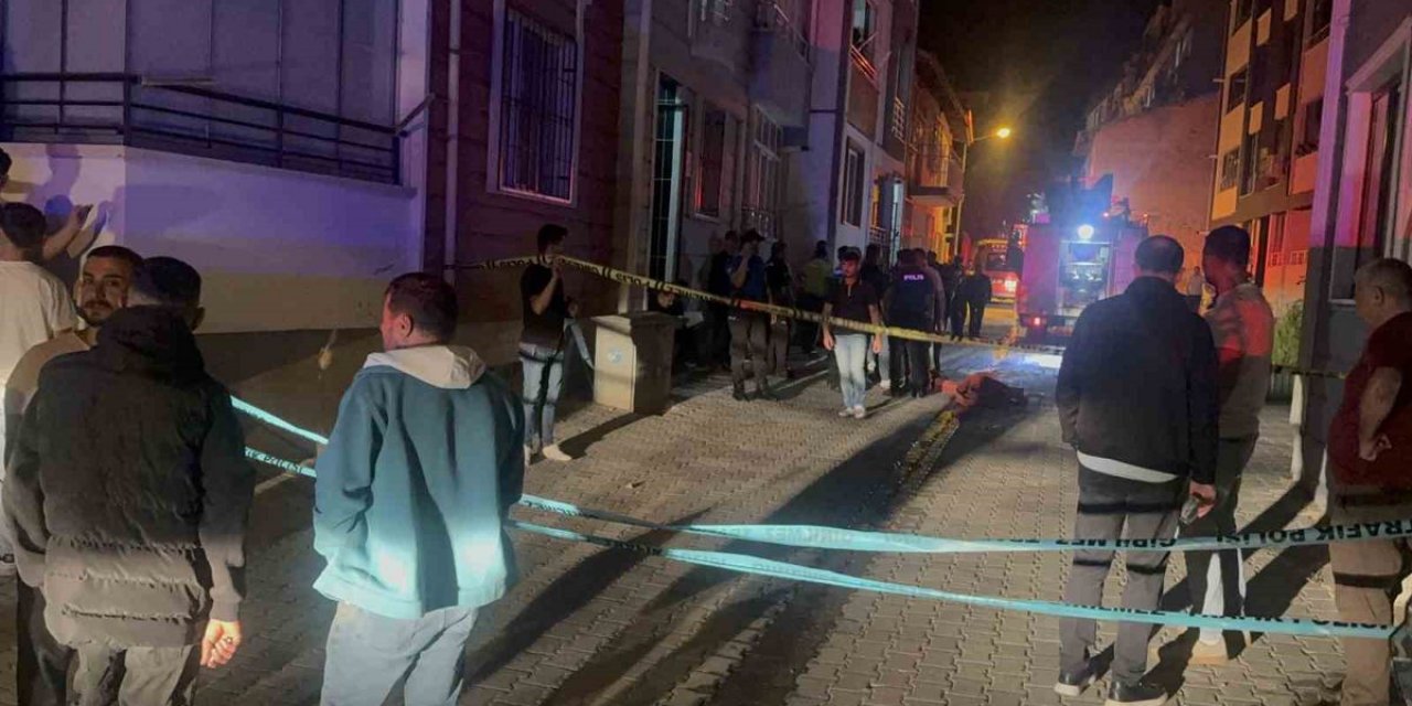 Tokat’ta Apartman Dairesinde Yangın Paniği: 4 Kişi Dumandan Etkilendi